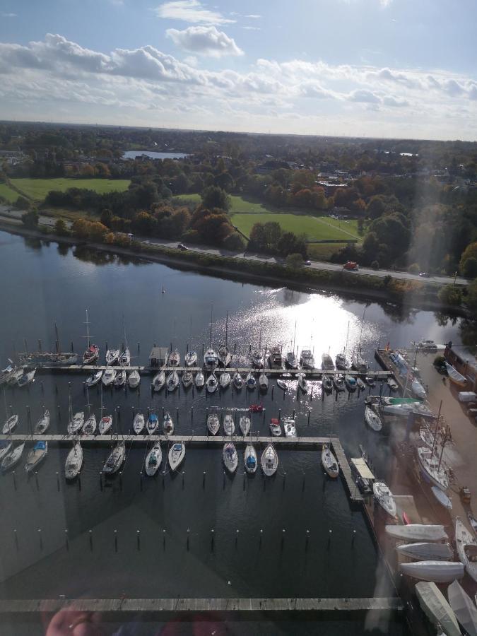 Ferienwohnung Im Wikingturm Schleswig Buitenkant foto